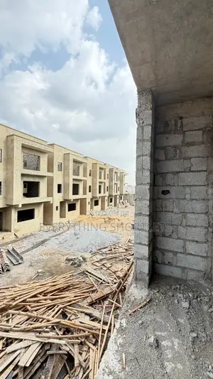 4 Bedroom Terrace Duplex