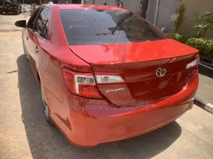 Toyota Camry 2014 Red