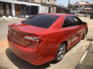 Toyota Camry 2014 Red