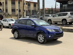 Toyota RAV4 Limited 4dr SUV AWD (2.5L 4cyl 6A) 2015 Black