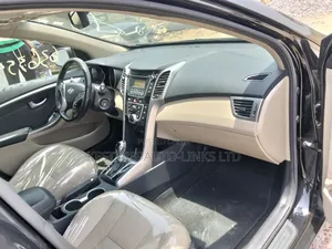 Hyundai Elantra GT 2013 Black