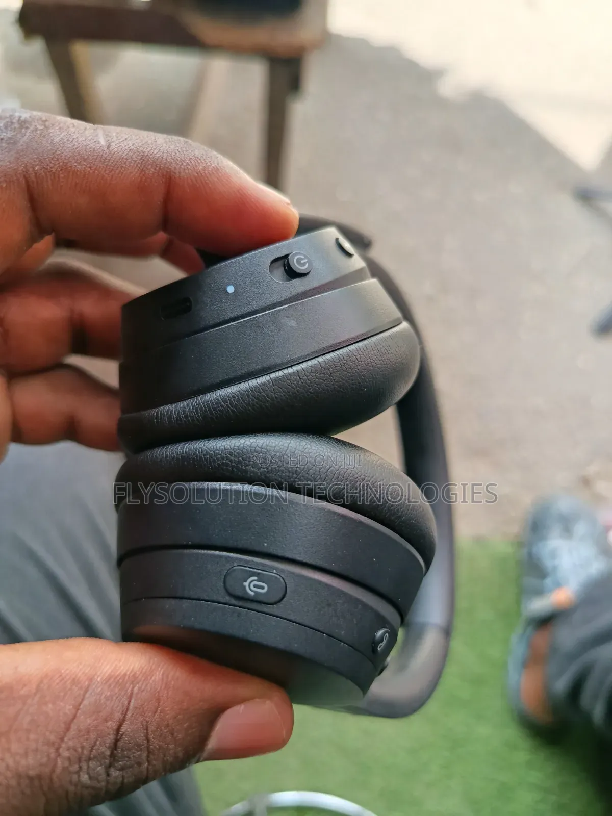 Foreign Used Microsoft Modern Wireless Headset