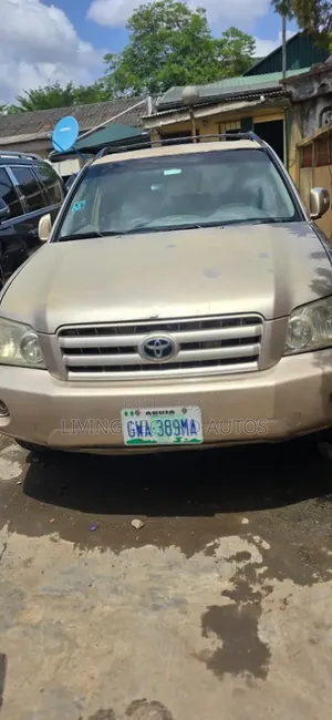 Toyota Highlander 2005 Brown