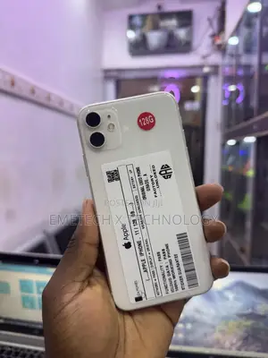 Apple iPhone 11 128 GB White