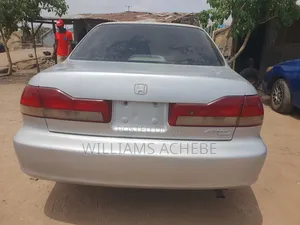 Honda Accord 2002 Silver