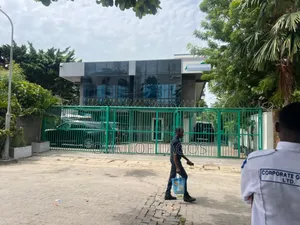 5bdrm Duplex in Victoria Island for sale