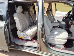 Sienna 7 Seaters for Rent