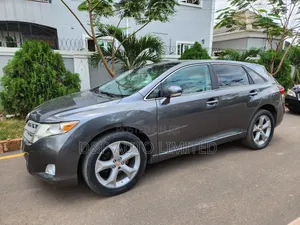 Toyota Venza AWD 2010 Brown