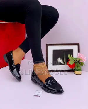 A Boyfriend Shoe or Flat Office