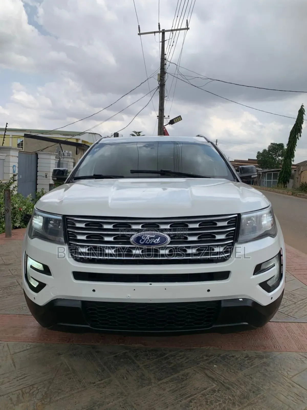 Ford Explorer 2018 White