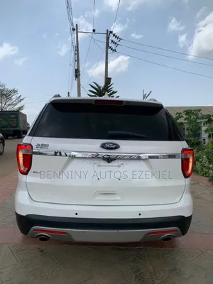 Ford Explorer 2018 White