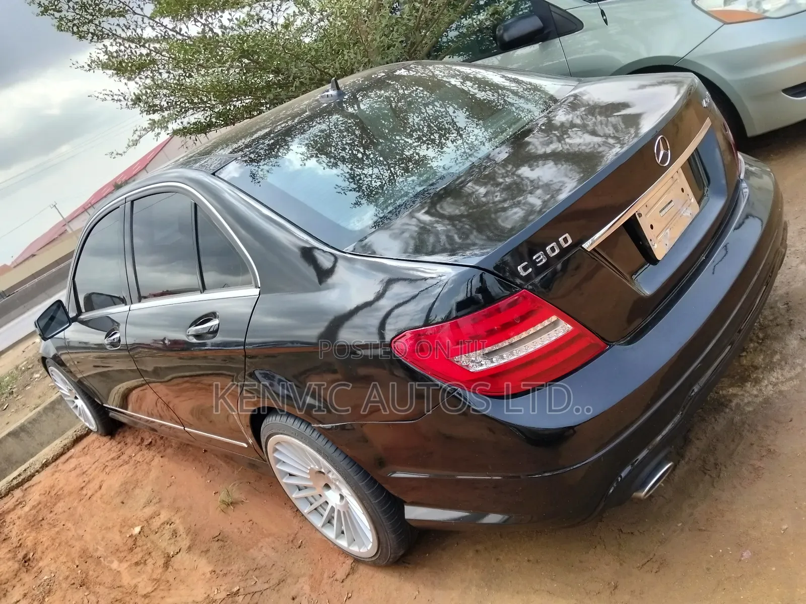 Mercedes-Benz C300 2013 Black