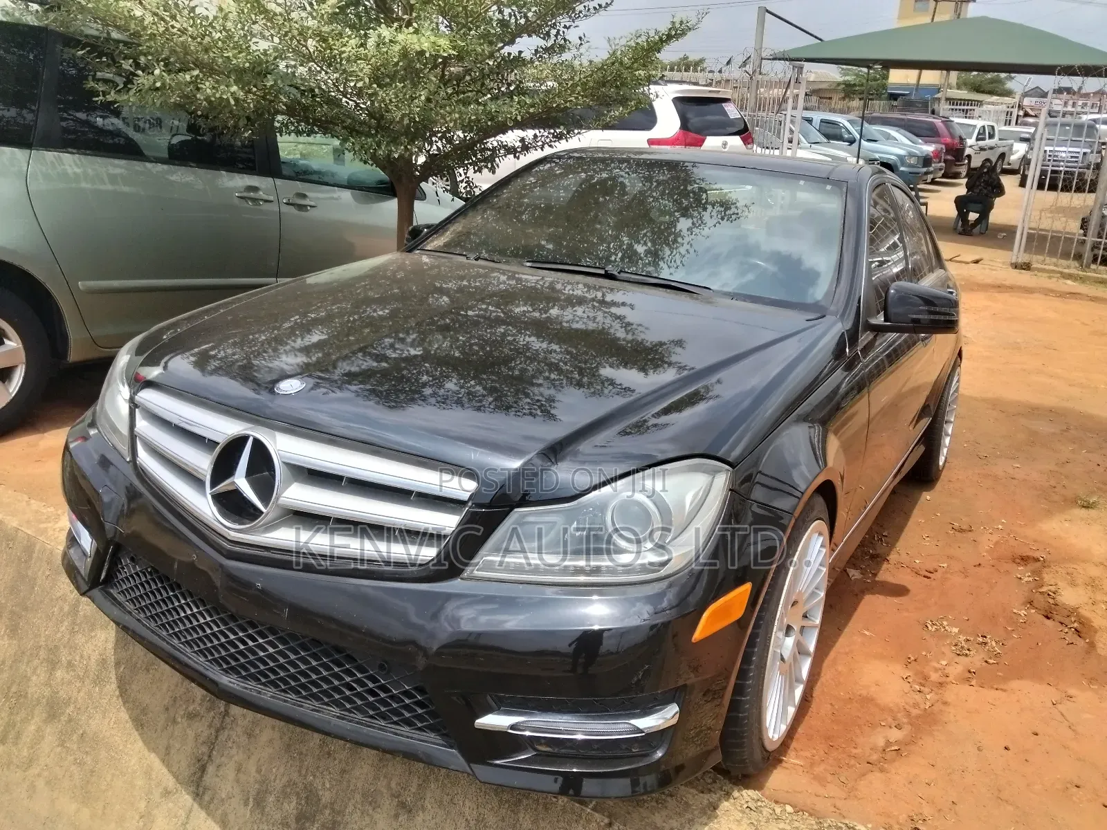 Mercedes-Benz C300 2013 Black