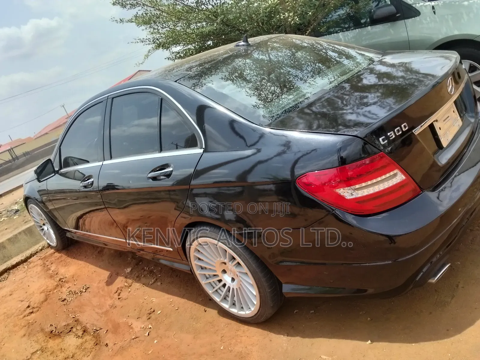 Mercedes-Benz C300 2013 Black