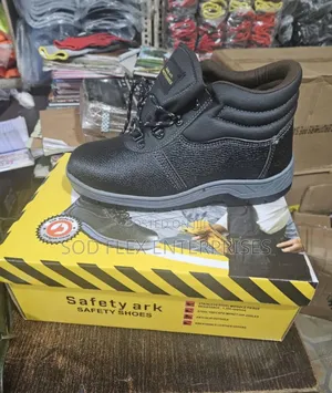 Safety Ark Safety Boot  Available in Sizes