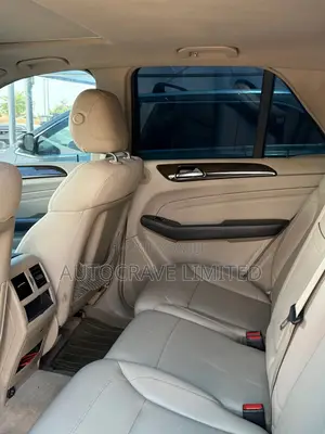 Mercedes-Benz M Class ML 350 4x2 2013 Brown