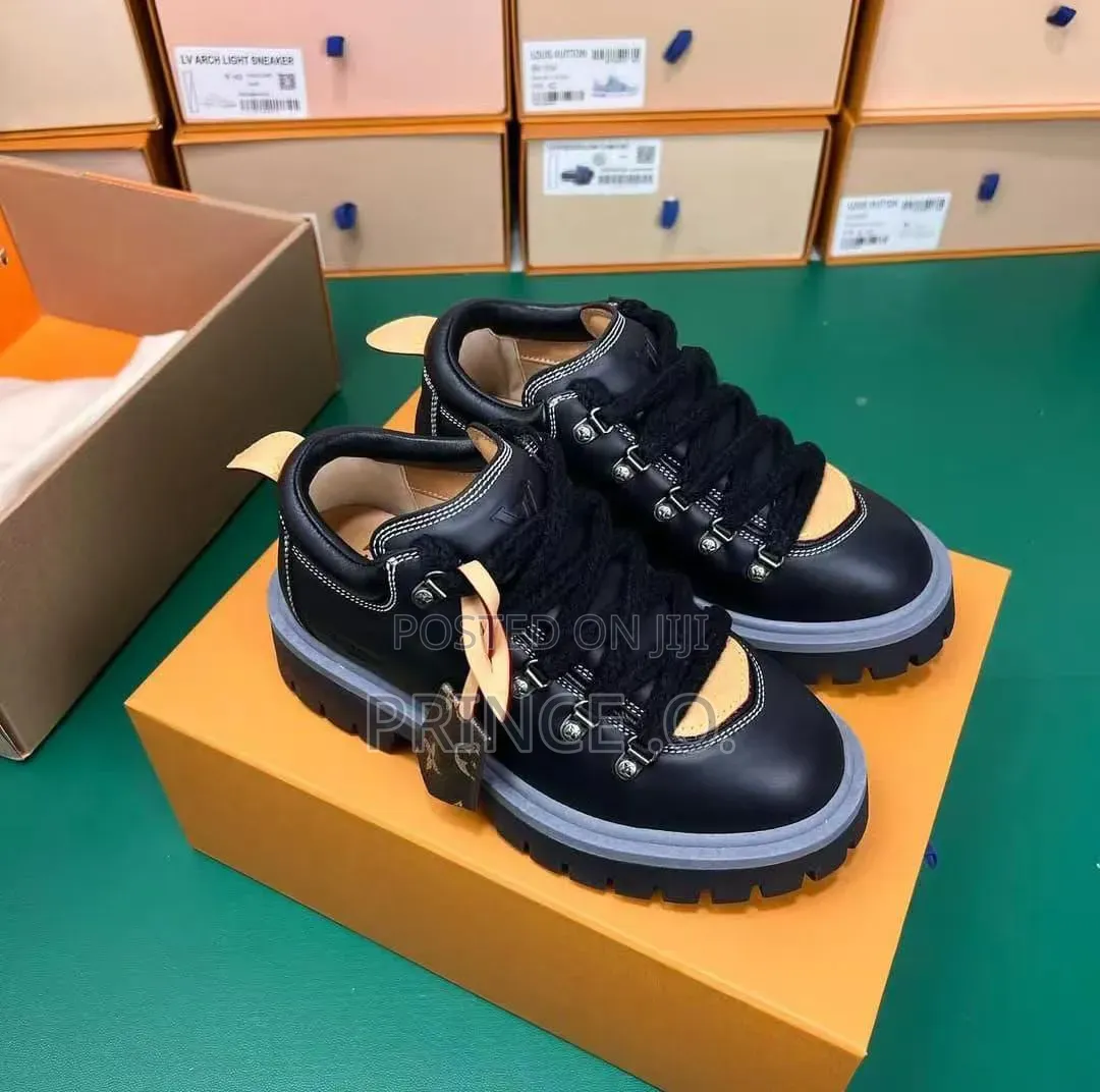 Louis Vuitton Black Leather Shoes