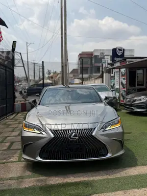 Lexus ES 350 Ultra Luxury FWD 2019 Gray