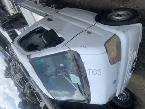 Suzuki Every 2010 White