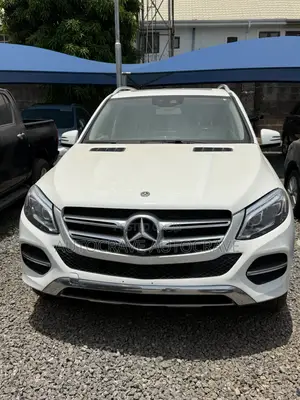 Mercedes-Benz GLE-Class GLE 350 2018 Off white