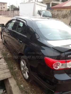 Toyota Corolla 2013 Black