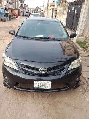 Toyota Corolla 2013 Black