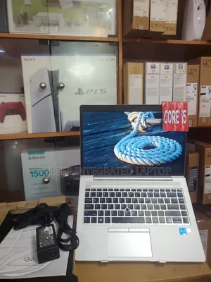 New Laptop HP EliteBook 750 G2 8GB Intel Core 5 SSD 256GB