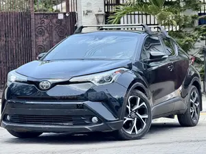 Toyota C-HR XLE Prermium FWD (2.0L 4cyl 2AM) 2018 Black