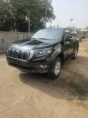 Toyota Land Cruiser Prado 2023 Black