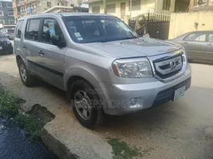 Honda Pilot 2011 Silver