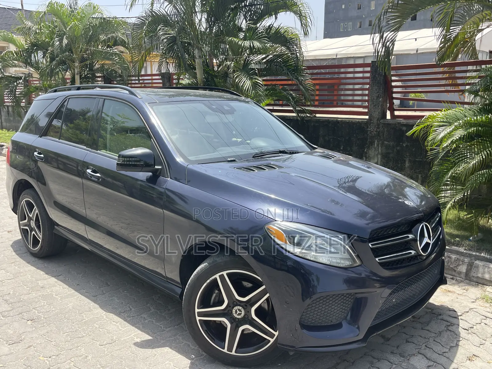 Mercedes-Benz GLE-Class 2018 Blue