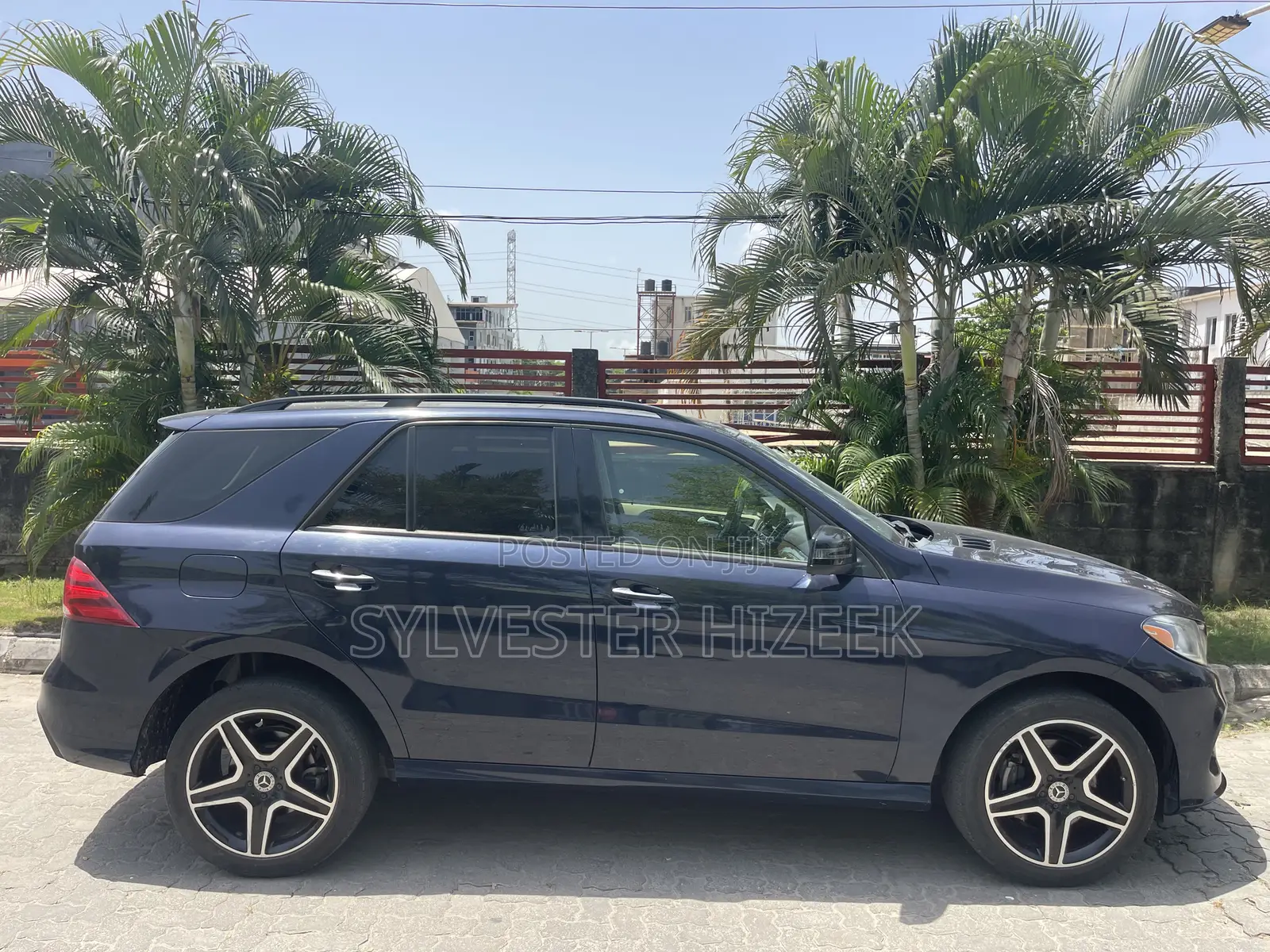 Mercedes-Benz GLE-Class 2018 Blue