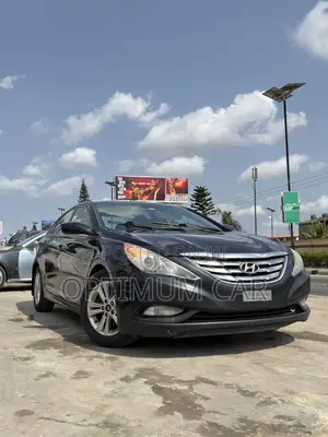 Hyundai Sonata 2013 Black