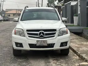 Mercedes-Benz GLK-Class 350 2012 White