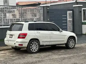 Mercedes-Benz GLK-Class 350 2012 White