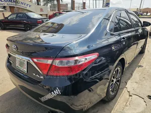 Toyota Camry SE 4dr Sedan (2.5L 4cyl 6A) 2015 Gray