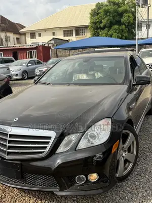 Mercedes-Benz E350 Base 4Matic Sedan AWD (3.5L 6cyl 7A) 2010 Black