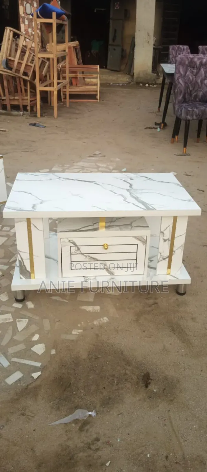 Beautiful Table at Affordable Price