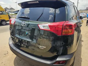Toyota RAV4 Limited 4dr SUV AWD (2.5L 4cyl 6A) 2014 Green