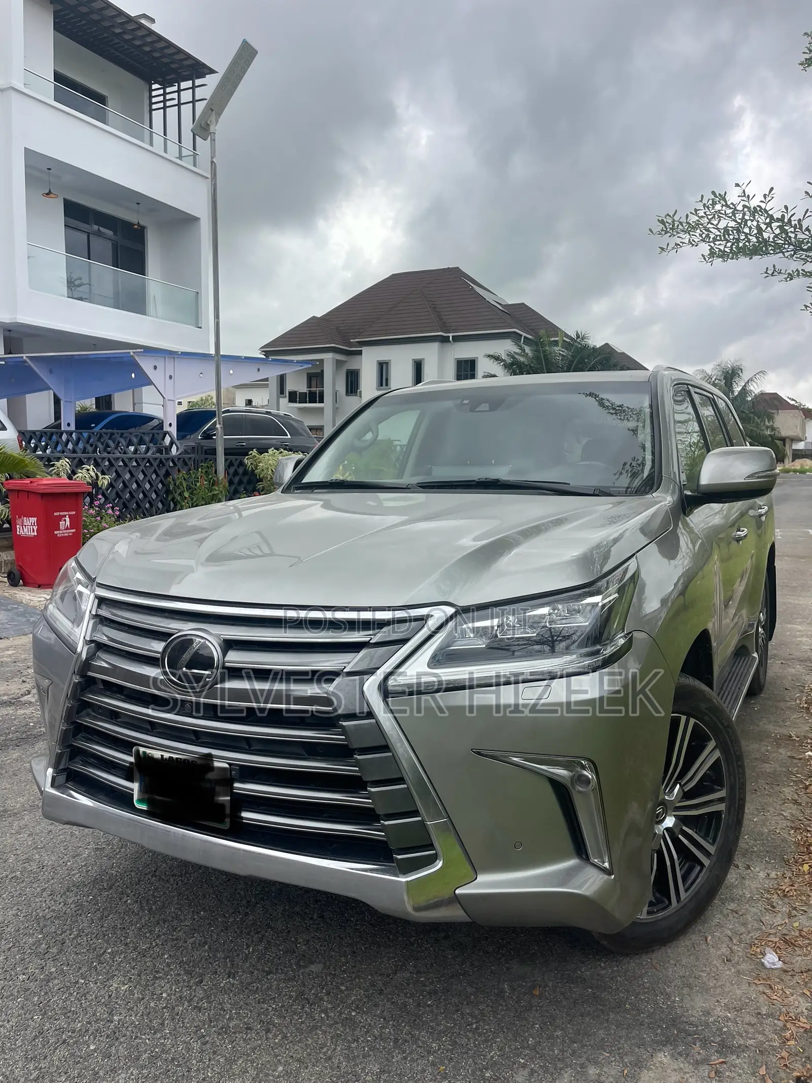 Lexus LX 2021 Gray