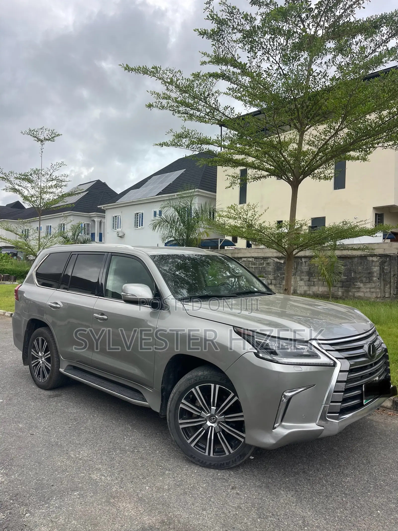 Lexus LX 2021 Gray