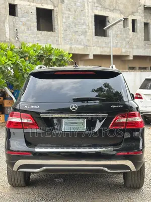 Mercedes-Benz M Class ML350 4MATIC 4dr SUV AWD (3.5L 6cyl 7A) 2015