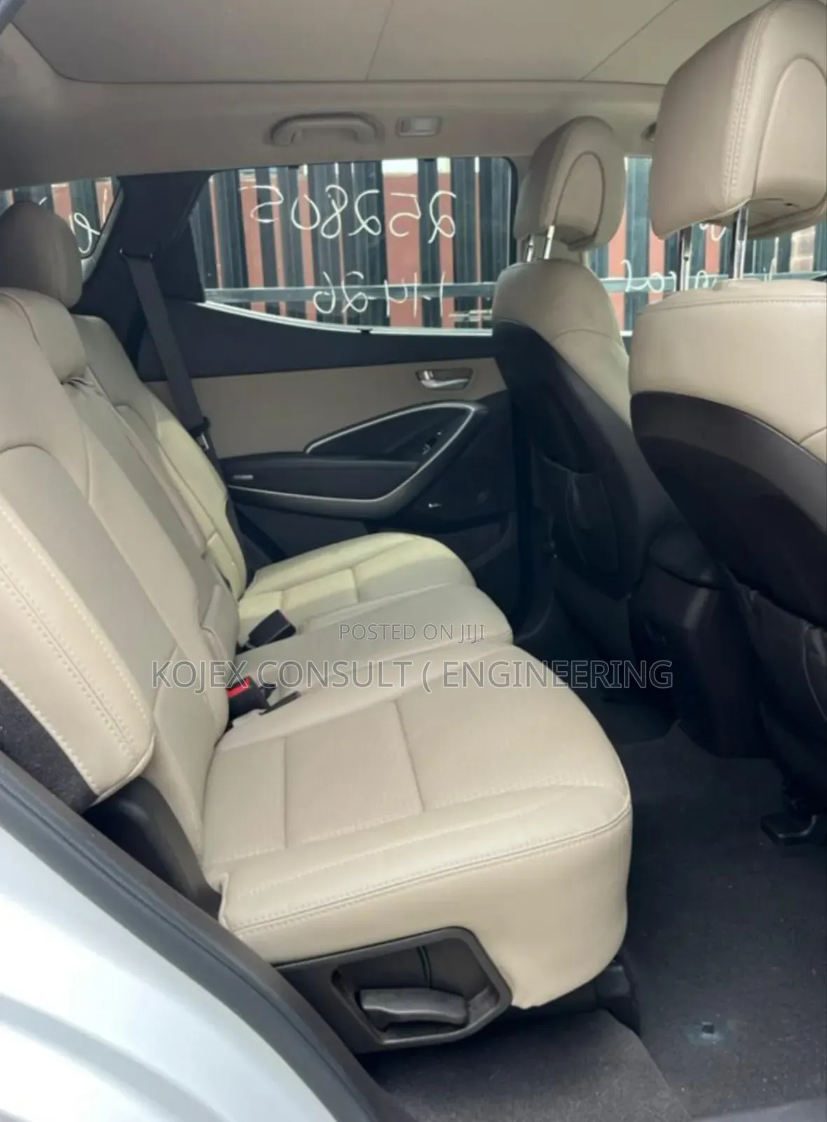 Hyundai Santa Fe 2015 White