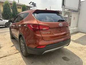 Hyundai Santa Fe GLS 4dr SUV (3.3L 6cyl 6A) 2014 Orange