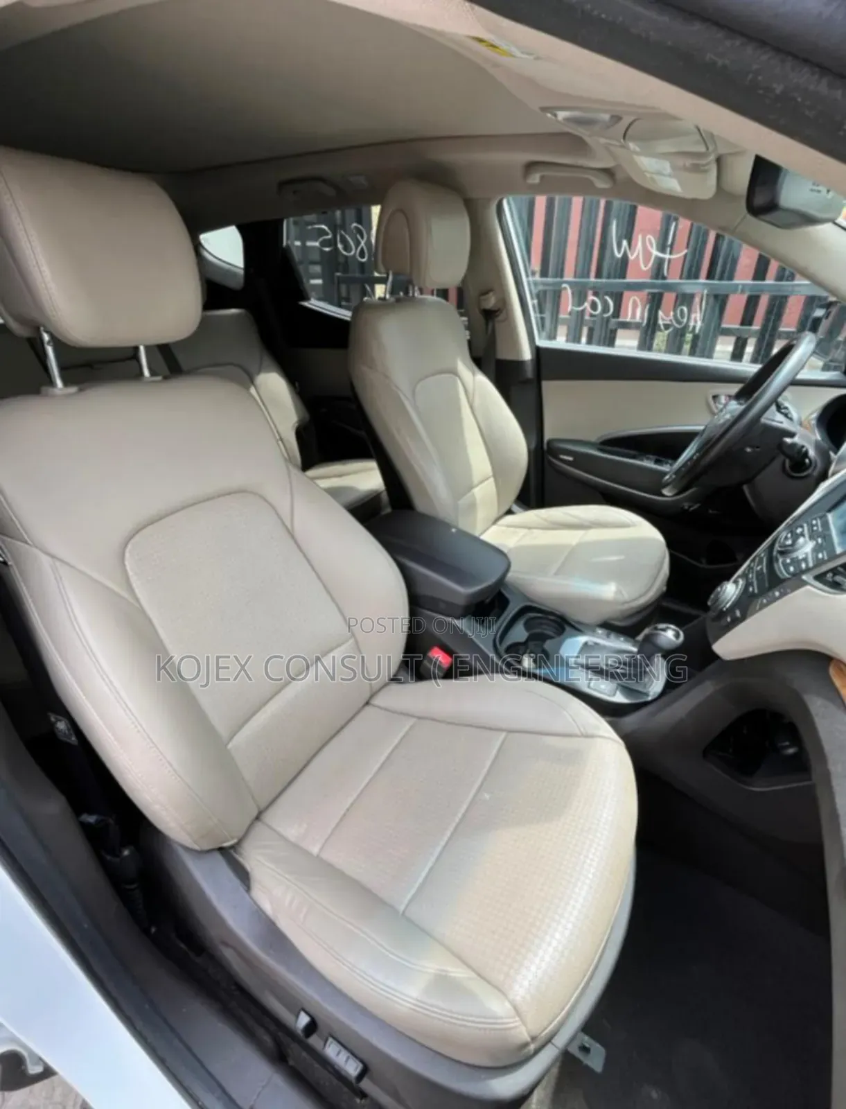 Hyundai Santa Fe 2015 White