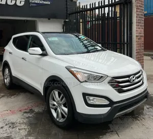 Hyundai Santa Fe 2015 White