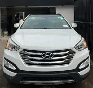 Hyundai Santa Fe 2015 White