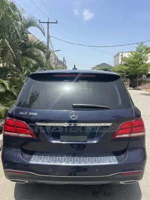 Mercedes-Benz GLE-Class 2018 Blue