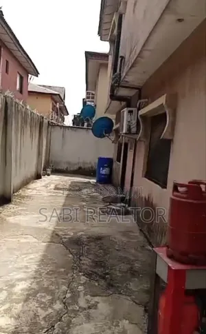 Furnished 2bdrm Block of Flats in Beckley Estate, New Oko Oba for sale