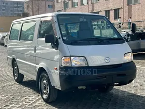 Mazda Bongo 2013 White